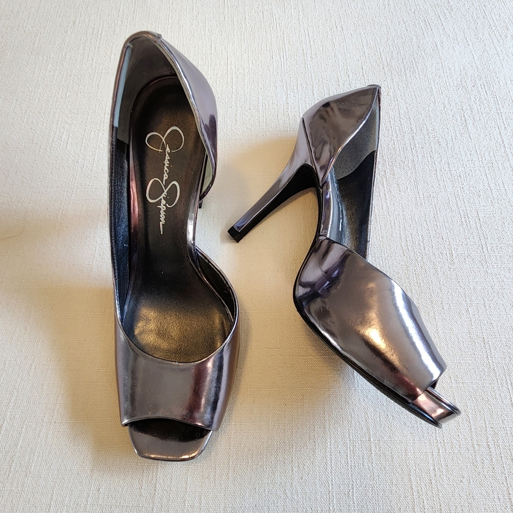 Jessica Simpson Women's Metallic Peep Toe Heels